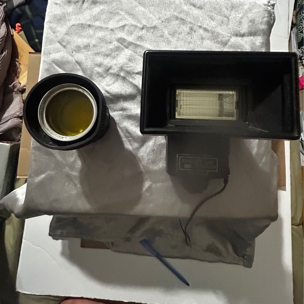 Vivitar 273 Auto Thyristor Flash and Tiffen Hi-Trans Sky 1-A Filter Lens Set
